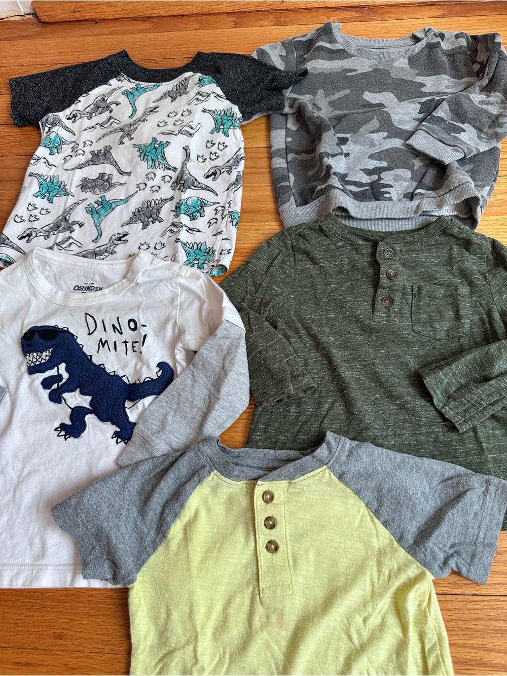 Bundle Of 5 T-shirts Sweater Sz 18-24 Months Oshkosh Old Navy Jumping Beans - Picture 15 of 16